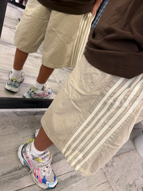 BERMUDA OVER STRIPES