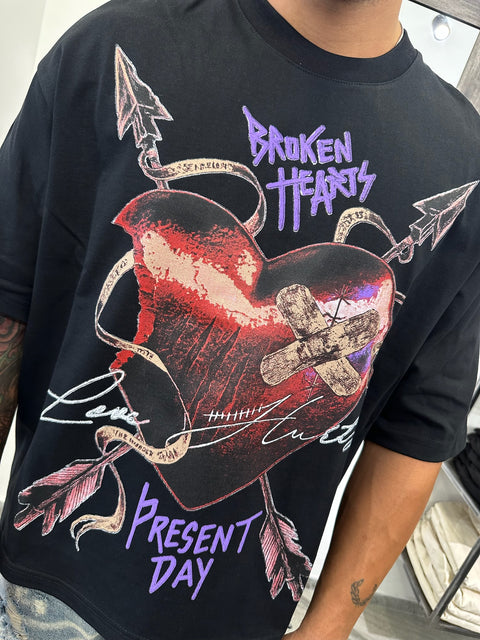 T-SHIRT BROKEN HEARTS