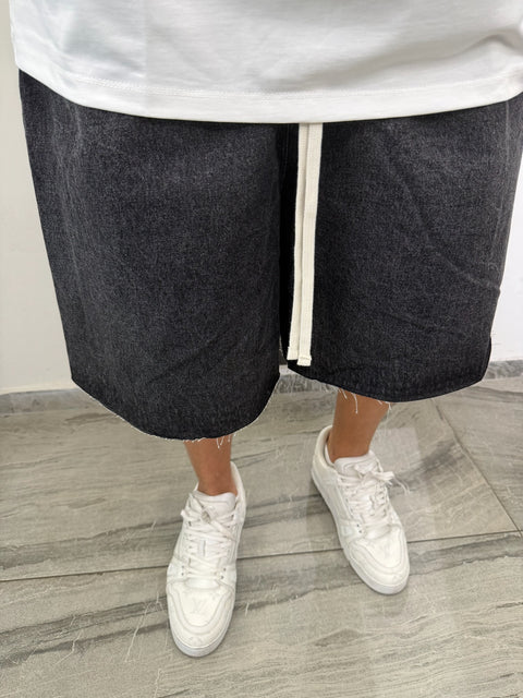 BERMUDA OVER DENIM TAGLIO VIVO