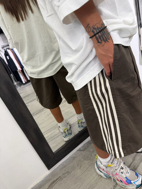 BERMUDA OVER STRIPES