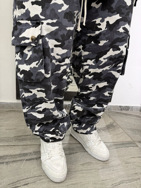 CARGO CAMO